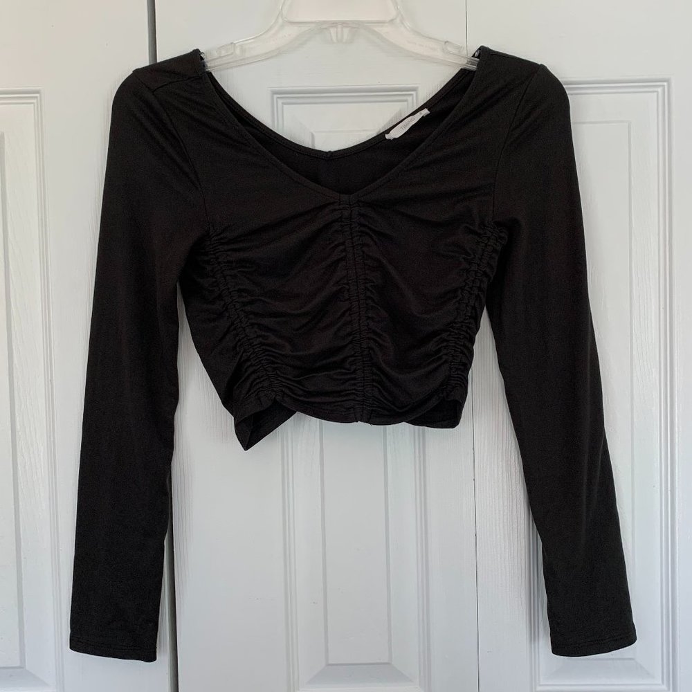 Long sleeve black half-top - size S